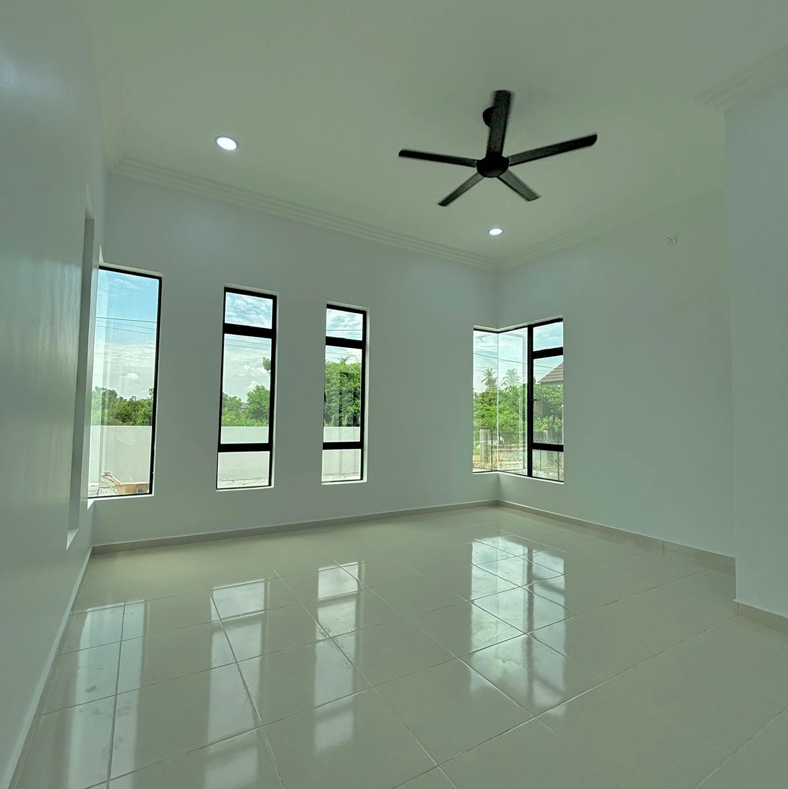 454839035_880160687470261_2619781498303051274_n